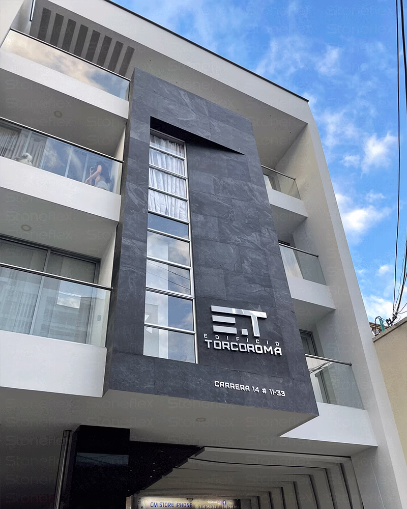 Edificio-torcoroma-Black.avif