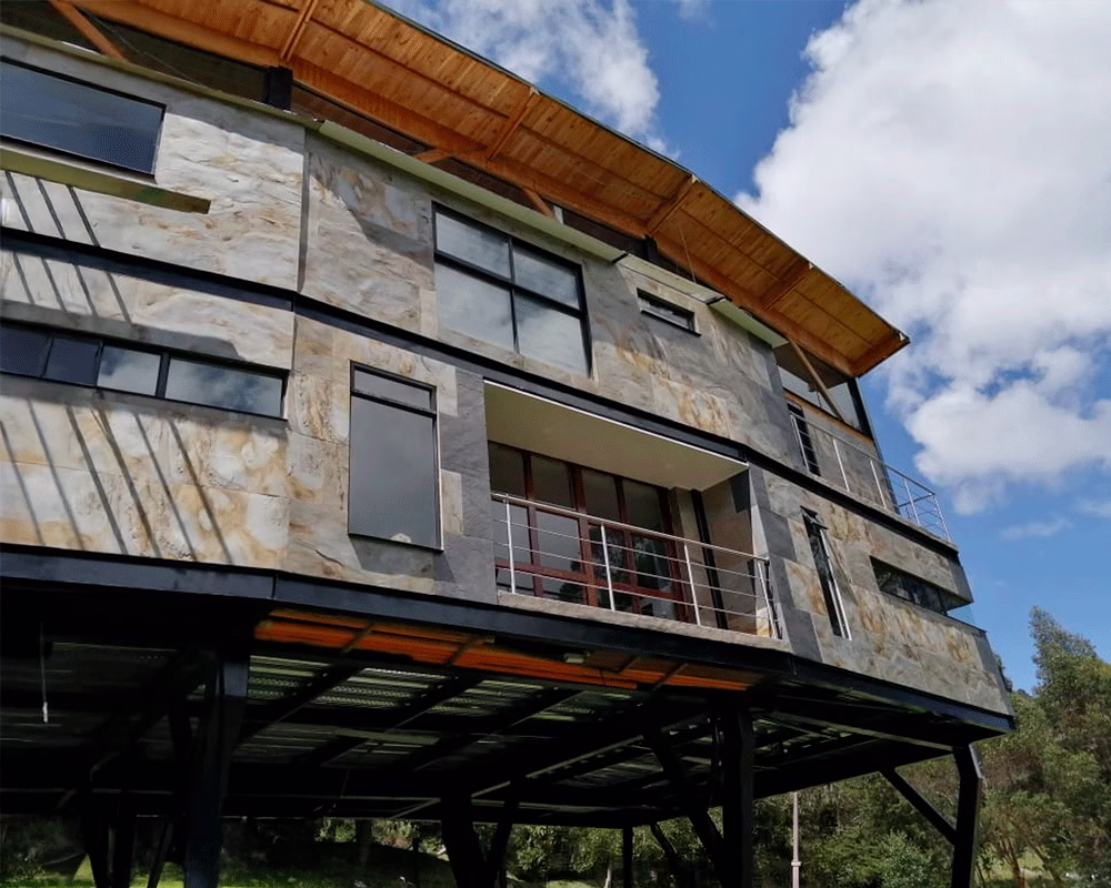 Fachada-casa-la-calera-Tan-2.avif